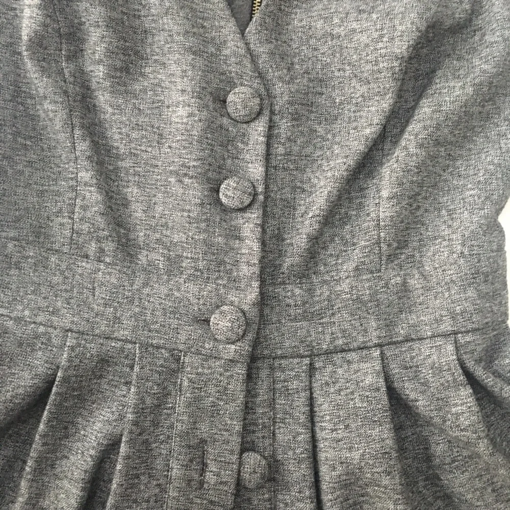 Grey Button-Down Dress 👗 - Picture 4 of 5
